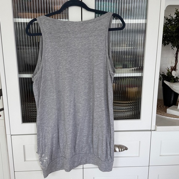 Johnny Was Embroidered Tank Top - Picture 4 of 7